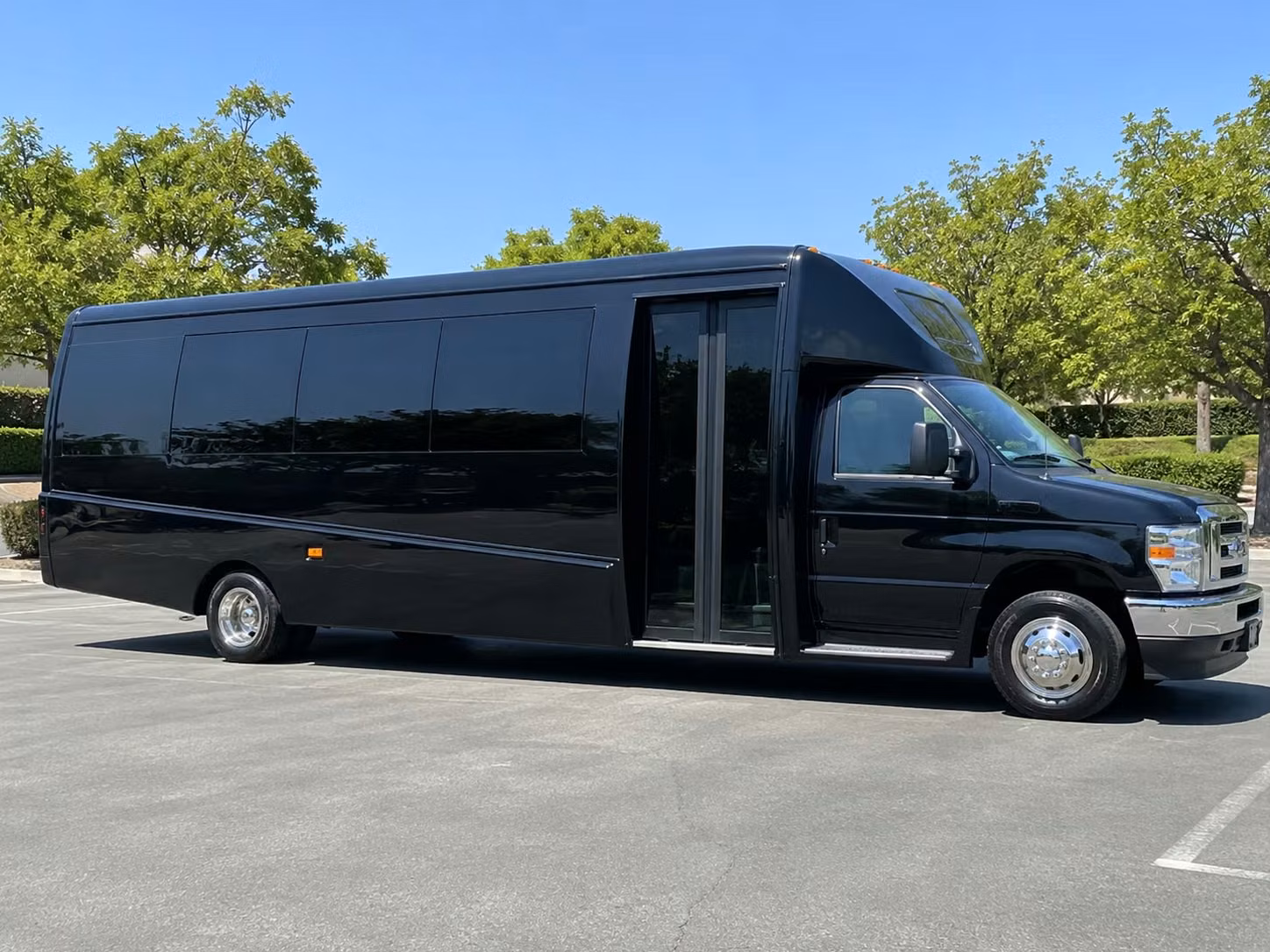 20 passenger minibus