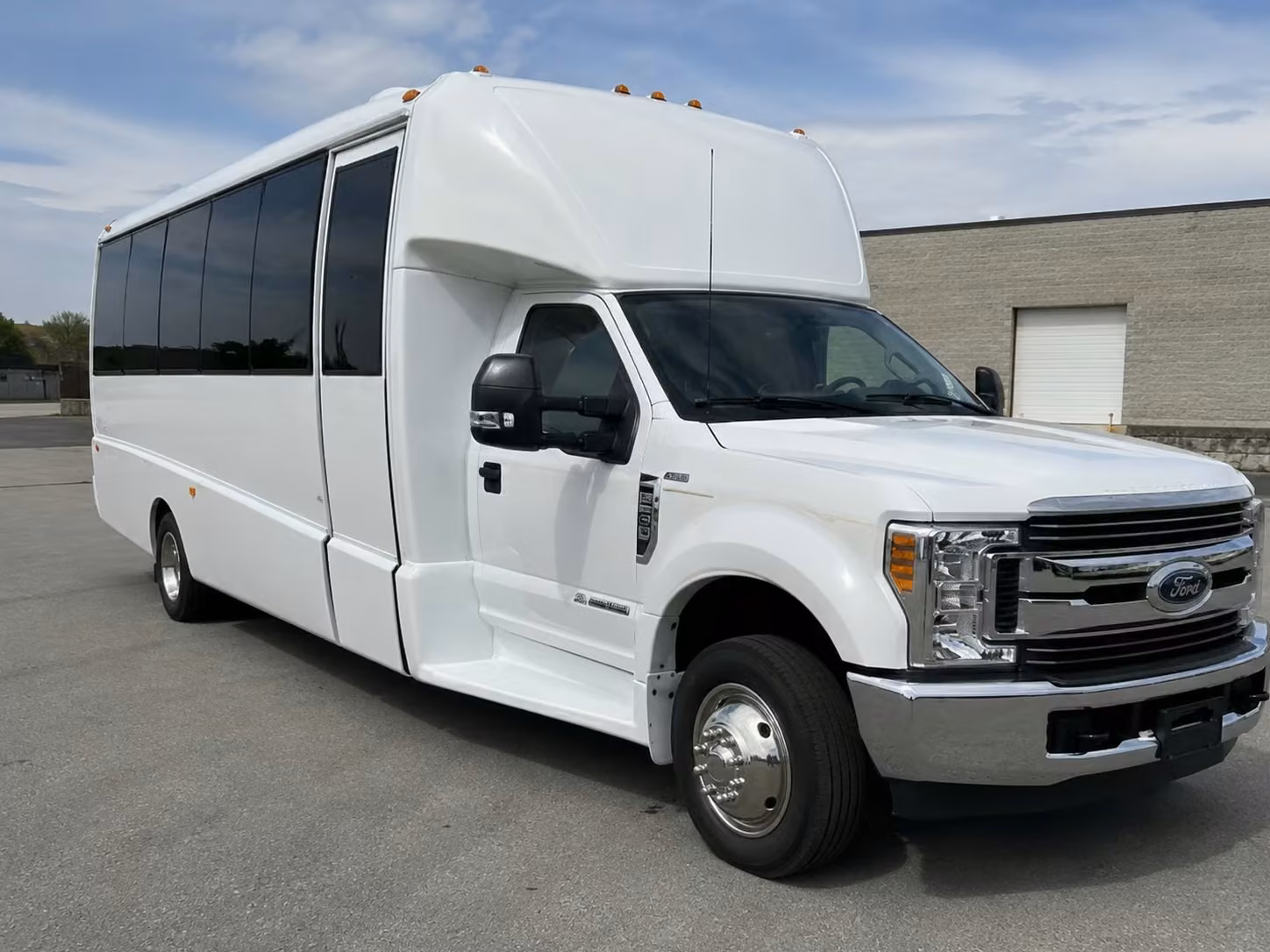 minibus rentals for stockton youth groups retreats and mission trips