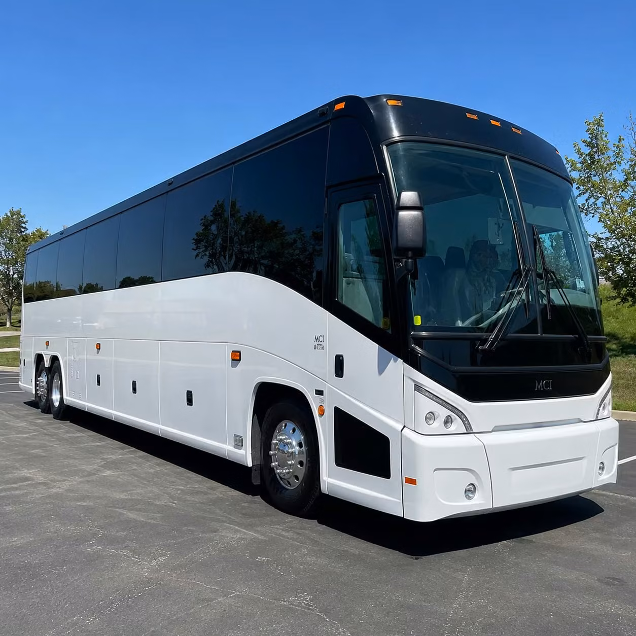stockton metropolitan airport shuttle service for small and mid size groups
